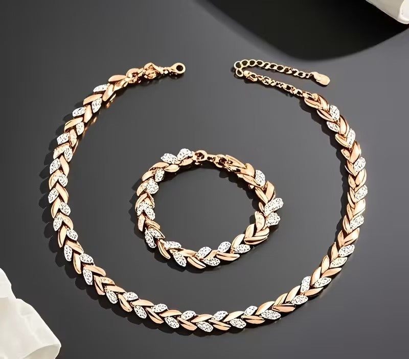 COLLAR Y PULSERA- HOJAS DORADAS QUE BRILLAN