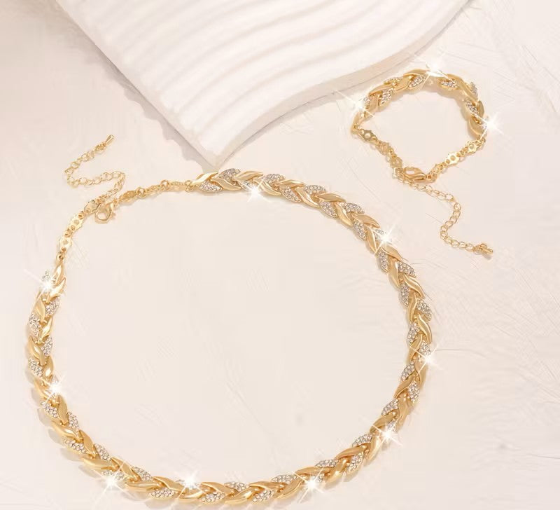 COLLAR Y PULSERA- HOJAS DORADAS QUE BRILLAN