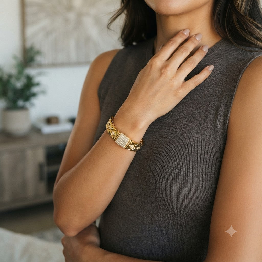 PULSERA GOLD PRESTIGE- LUJOSA, ATEMPORAL Y EXQUISITA CON INCRUSTACIONES DE CIRCONITA
